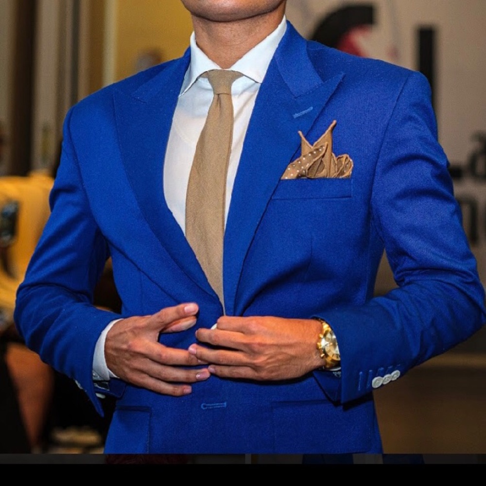Designer PEAK LAPEL Suit Royal Blue (34S 36S)